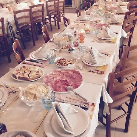 Гостьовий будинок Ristorante La Voce Del Mare *